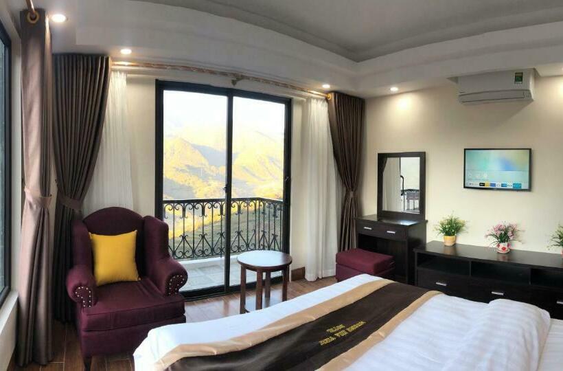 اتاق لوکس با بالکن, Muong Hoa View