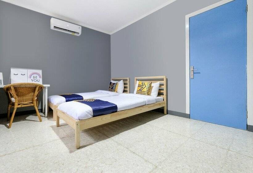 חדר דלוקס, Spot On 2281 Omajo