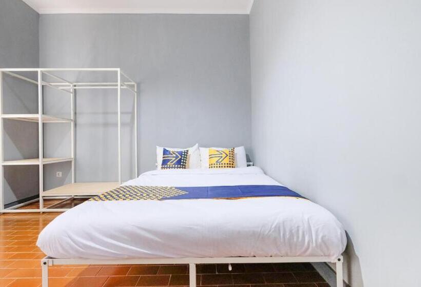 חדר דלוקס, Spot On 2281 Omajo