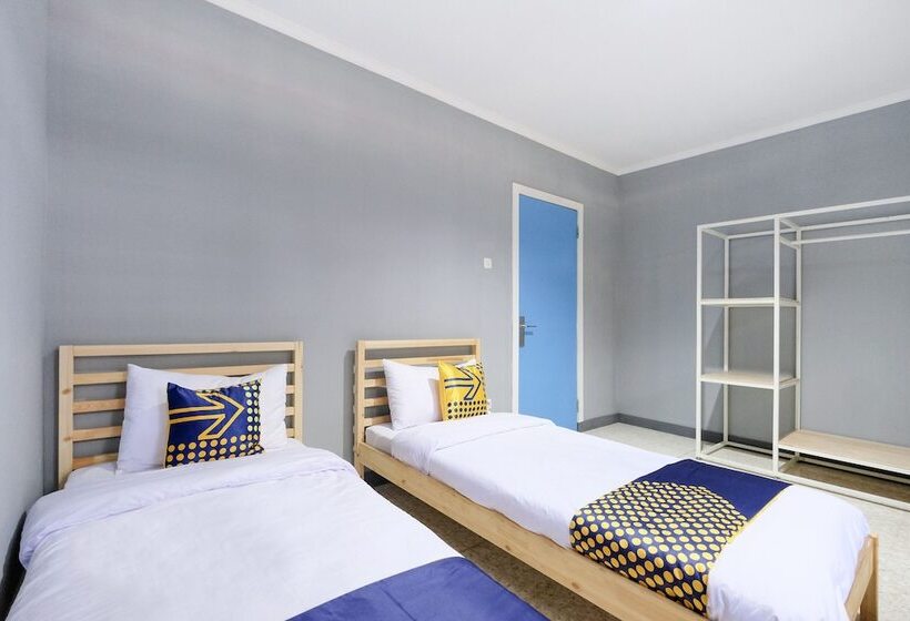 חדר דלוקס, Spot On 2281 Omajo