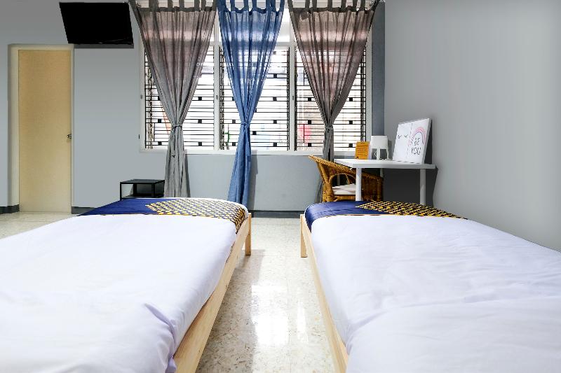 Deluxe Zimmer, Spot On 2281 Omajo