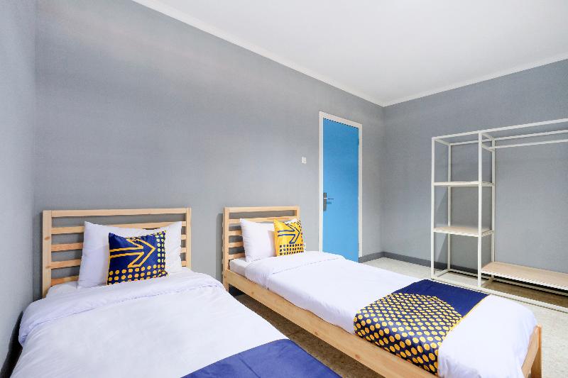 חדר דלוקס, Spot On 2281 Omajo