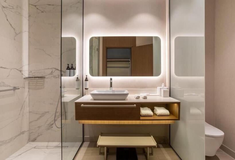 اتاق پرمیوم, Hyatt Regency Kotor Bay Resort