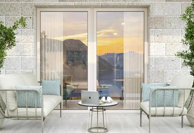 اتاق پرمیوم, Hyatt Regency Kotor Bay Resort