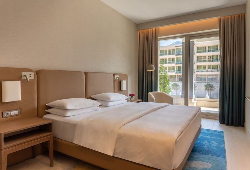 آپارتمان لوکس 1 خوابه, Hyatt Regency Kotor Bay Resort