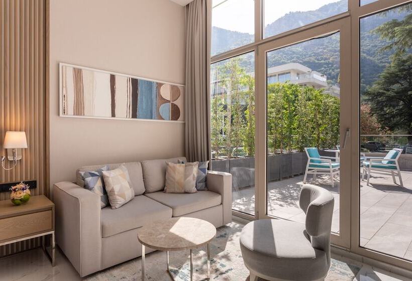 اتاق پرمیوم, Hyatt Regency Kotor Bay Resort