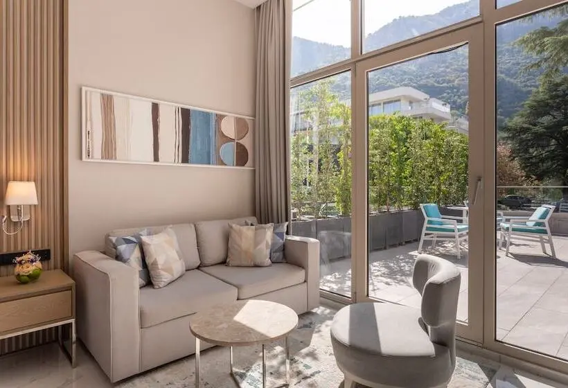 اتاق پرمیوم, Hyatt Regency Kotor Bay Resort