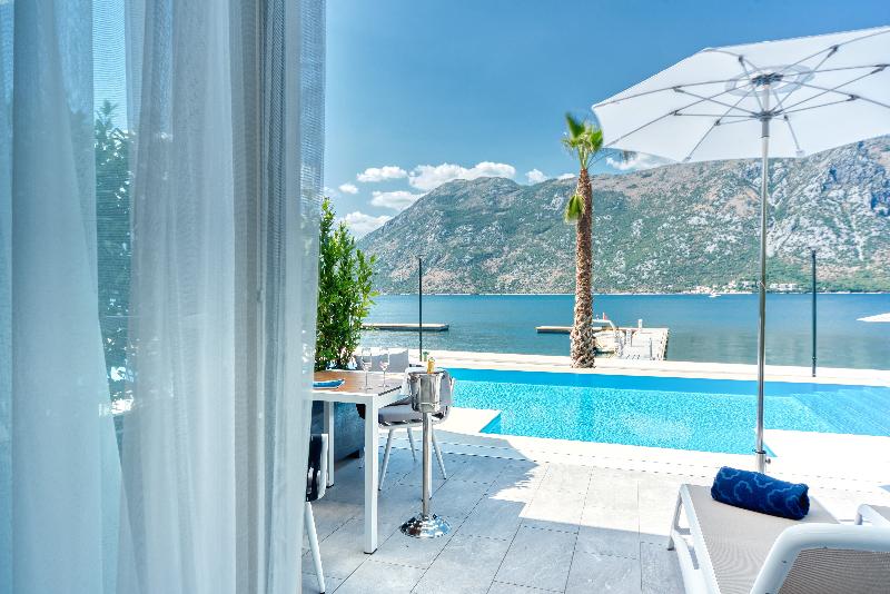 סוויטה דלוקס, Hyatt Regency Kotor Bay Resort