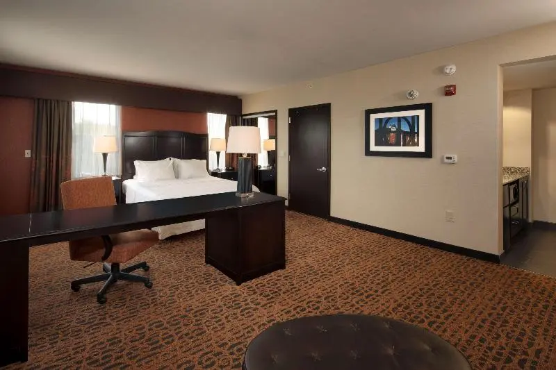 اتاق استاندارد با تخت بزرگ, Hyatt Regency Kotor Bay Resort