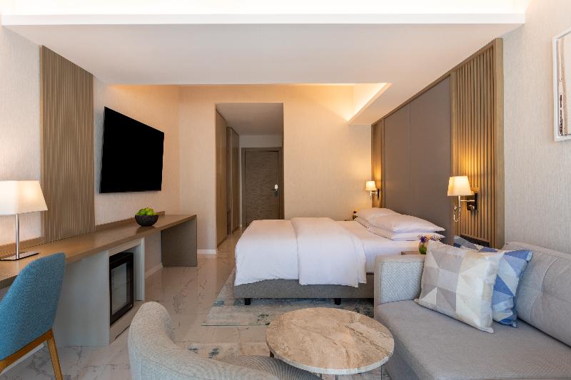 سوییت لوکس, Hyatt Regency Kotor Bay Resort