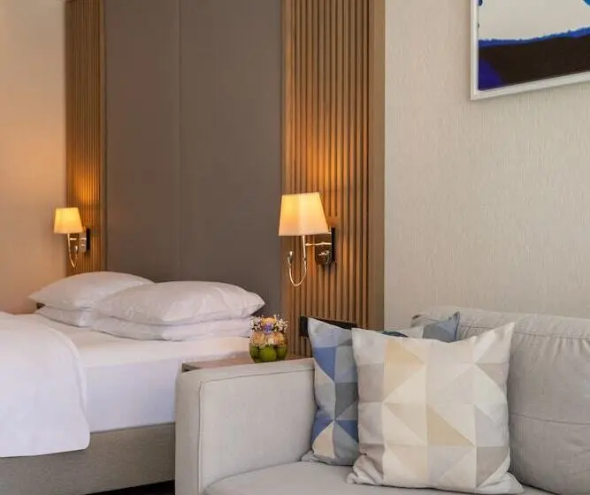 اتاق پرمیوم با چشم‌انداز دریا, Hyatt Regency Kotor Bay Resort