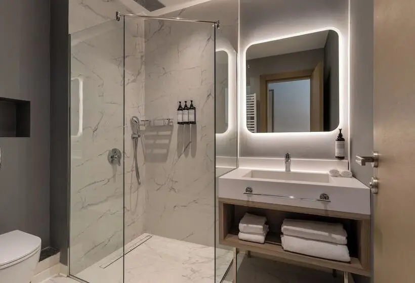 اتاق استاندارد, Hyatt Regency Kotor Bay Resort