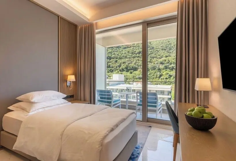 اتاق استاندارد, Hyatt Regency Kotor Bay Resort