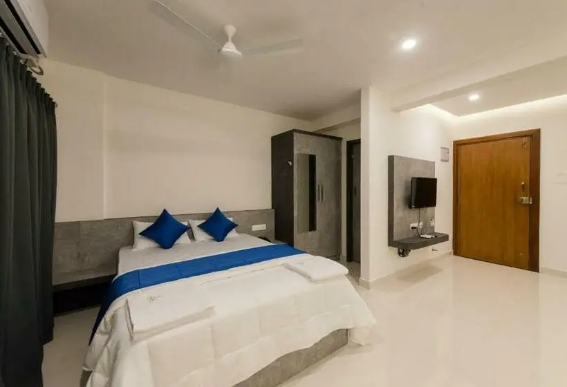 Standard-studio Parveke, Manipal Atalia Service Apartments