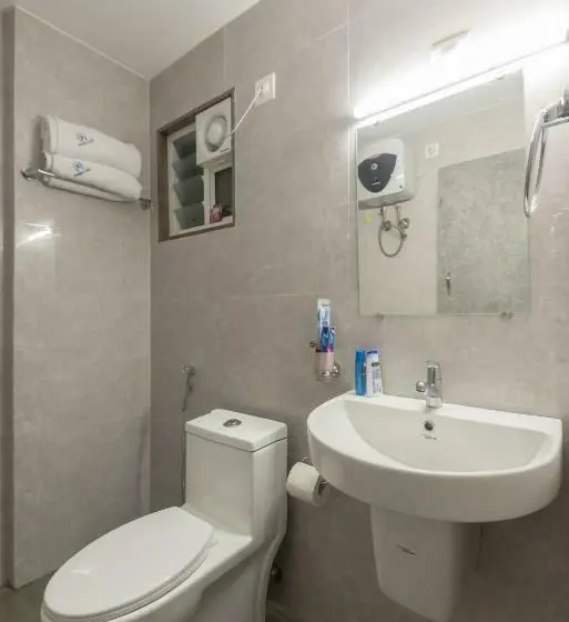 Standard-studio Parveke, Manipal Atalia Service Apartments