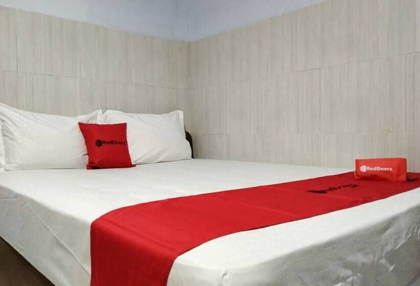 חדר סטנדרט, Reddoorz @ Hotel Surabaya Sumenep