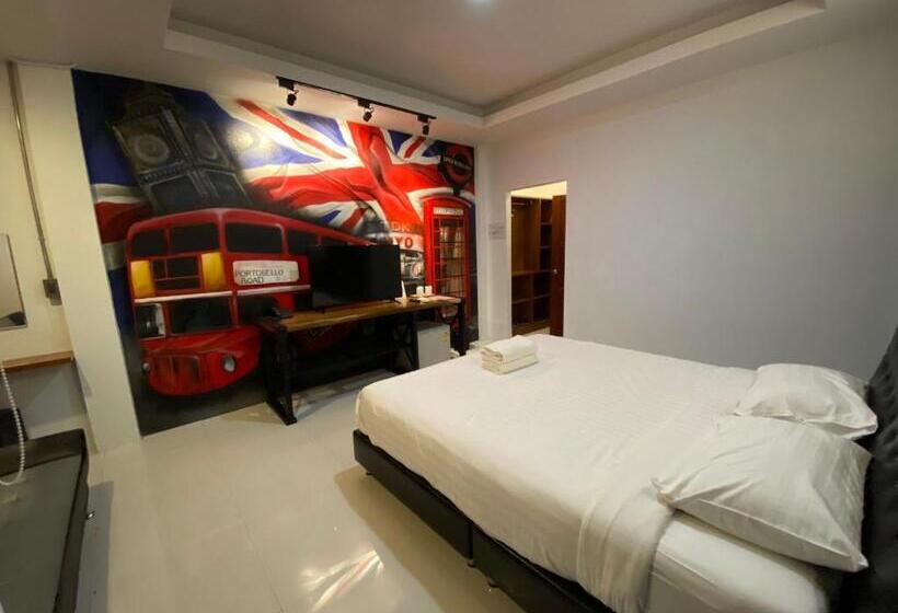 带大床的豪华间, น่านลอฟท์รูมแอร์พอร์ต