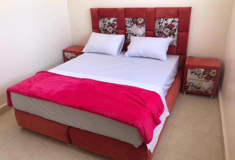 استودیوی استاندارد با چشم‌انداز دریا, Rio Del Mar