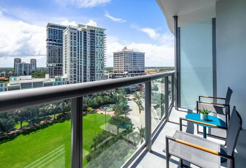 身障者適用キングサイズベッドルーム, Hyatt Centric Las Olas Fort Lauderdale