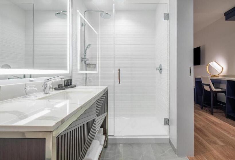 キングサイズベッドのスタンダードルーム, Hyatt Centric Las Olas Fort Lauderdale