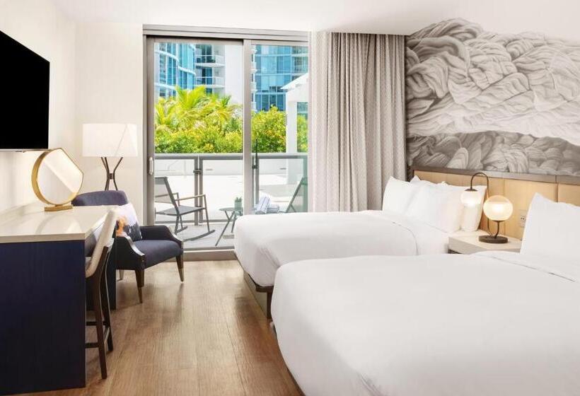 Хижина, Hyatt Centric Las Olas Fort Lauderdale