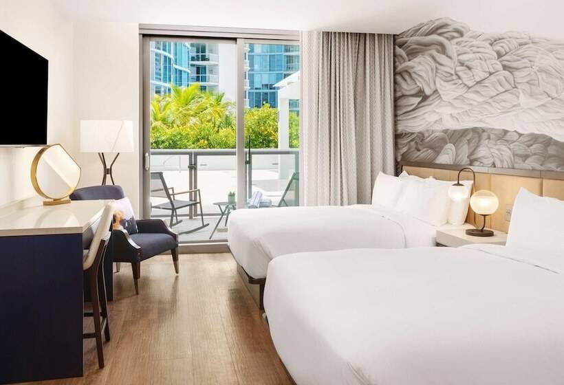 キャビン, Hyatt Centric Las Olas Fort Lauderdale