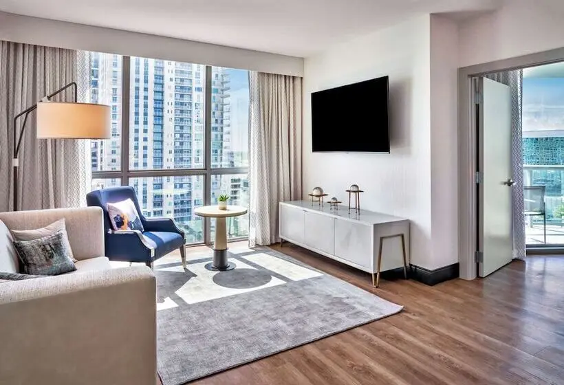 スイート, Hyatt Centric Las Olas Fort Lauderdale