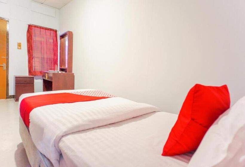 غرفة قياسية فردية, Oyo 2180 Vina Vira