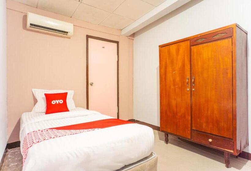 غرفة قياسية فردية, Oyo 2180 Vina Vira