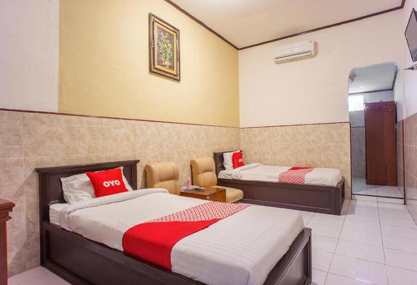 Quarto Estandar, Oyo 2180 Vina Vira