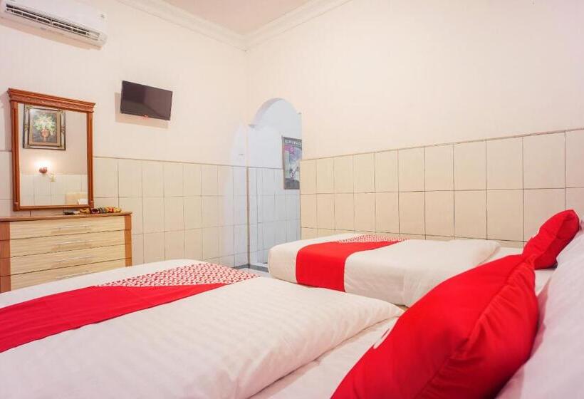 غرفة ديلوكس, Oyo 2180 Vina Vira