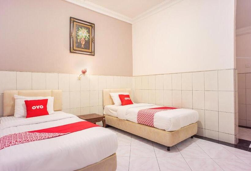 اتاق لوکس, Oyo 2180 Vina Vira