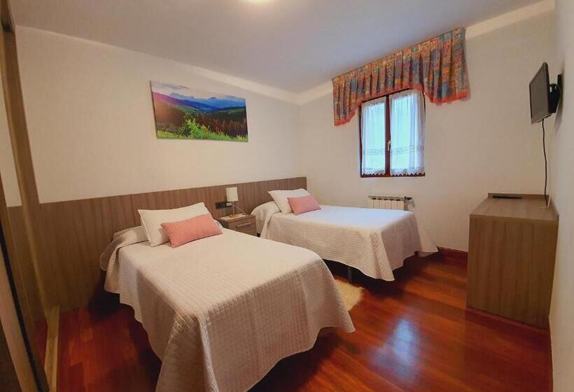 اتاق استاندارد با سرویس بهداشتی مشترک, Astei Nekazalturismoa