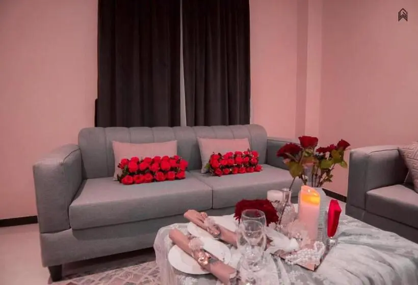 سوییت جونیور, Loluat Al Matar Furnished Units