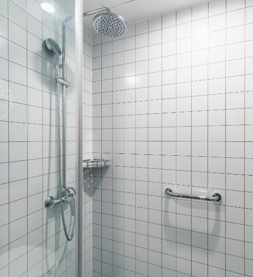 Suit Deluxe, Campanile Shanghai Huaihai