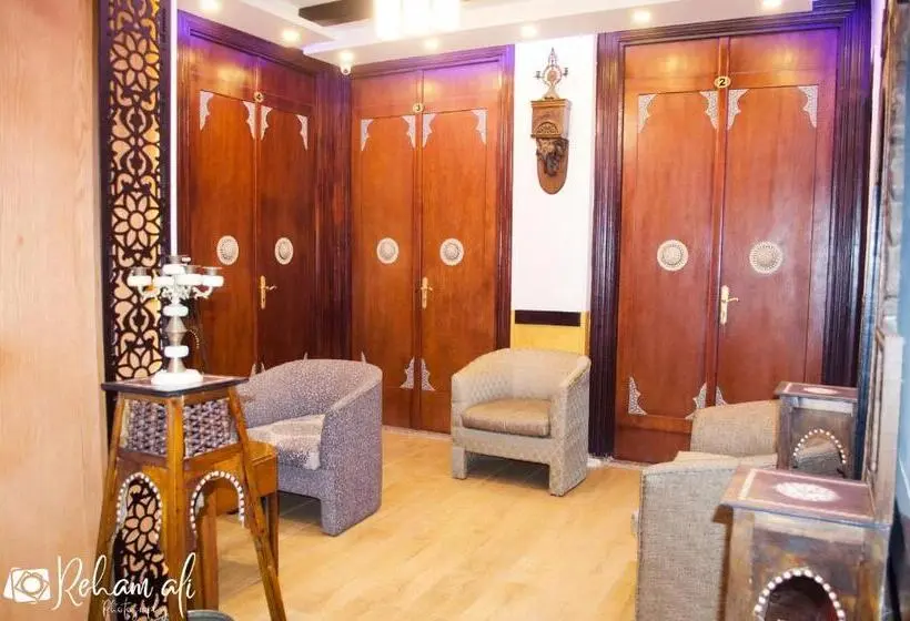 اتاق استاندارد با تخت بزرگ, The Location