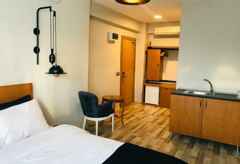 Economy Triple Room, Barkod Otel