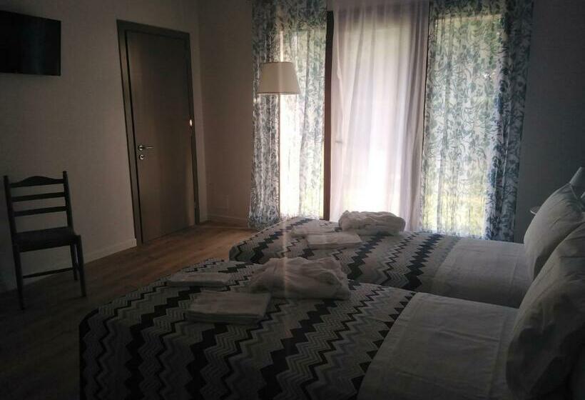 غرفة ديلوكس مطلّة علي الحديقة, La Libellula