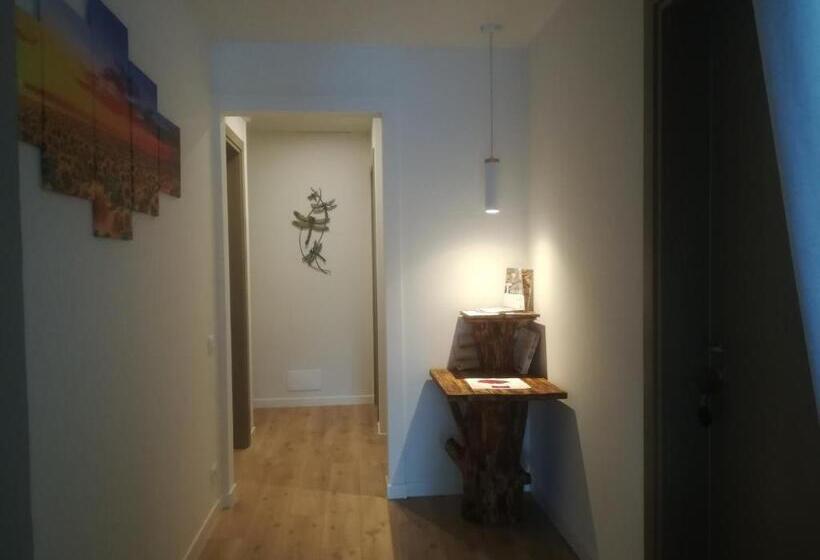 غرفة قياسية لذوى الاحتياجات الخاصة, La Libellula