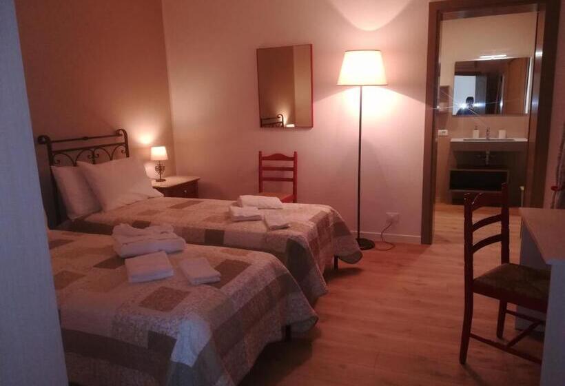 غرفة ديلوكس, La Libellula