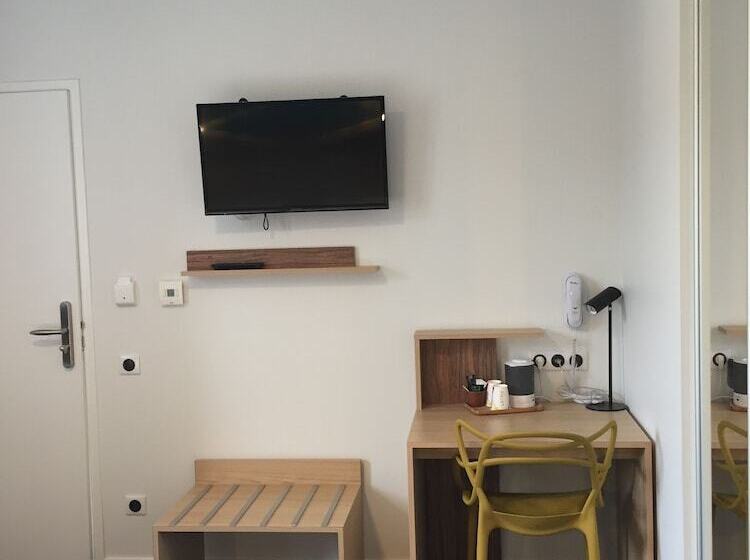 四人标准间, Le Felicien