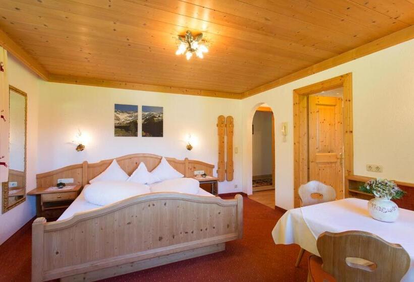 استودیو استاندارد با بالکن, Landhaus Zauser