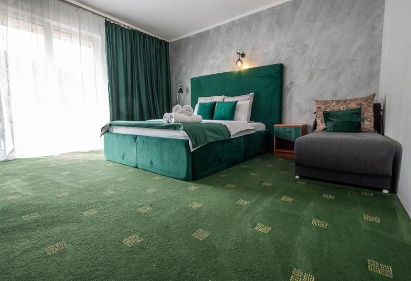 스탠다드 트리플 발코니 룸, Top Mountain