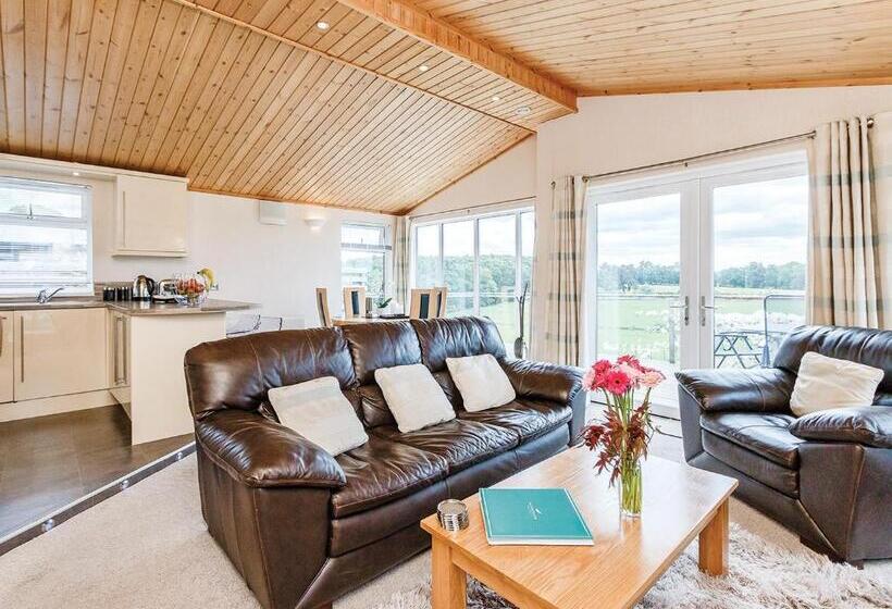 Дом 1 Спальня, Kessock Highland Lodges