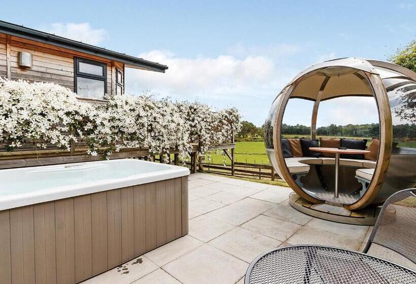 Дом 1 Спальня, Kessock Highland Lodges