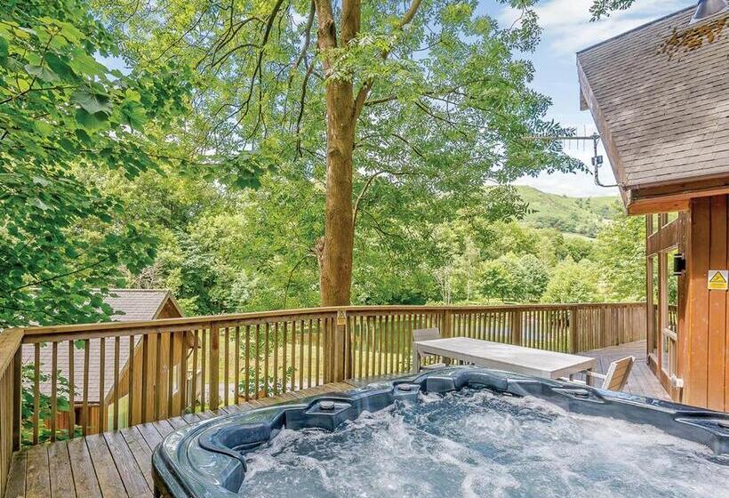 4间卧室的房子, Penvale Lakes Lodges