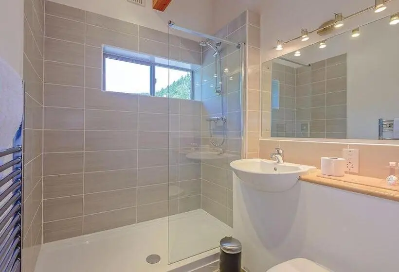 ４ベッドルームハウス, Penvale Lakes Lodges