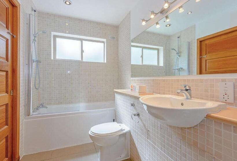 3间卧室的房子, Penvale Lakes Lodges