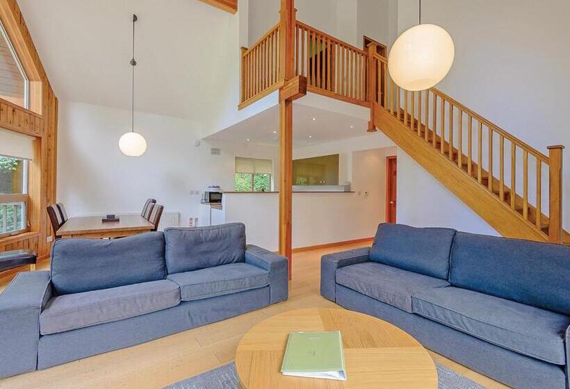 Дом 2 Спальни, Penvale Lakes Lodges