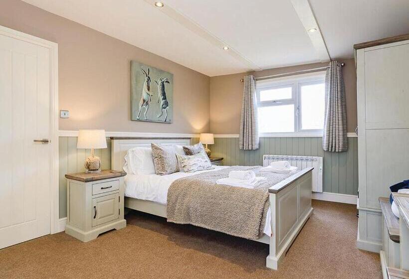 خانه 1 خوابه, Pickering Lodges